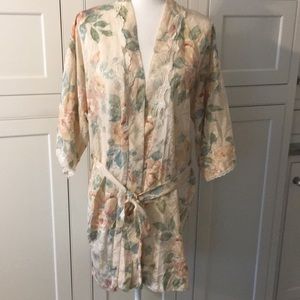 Beautiful Lightweight robe
